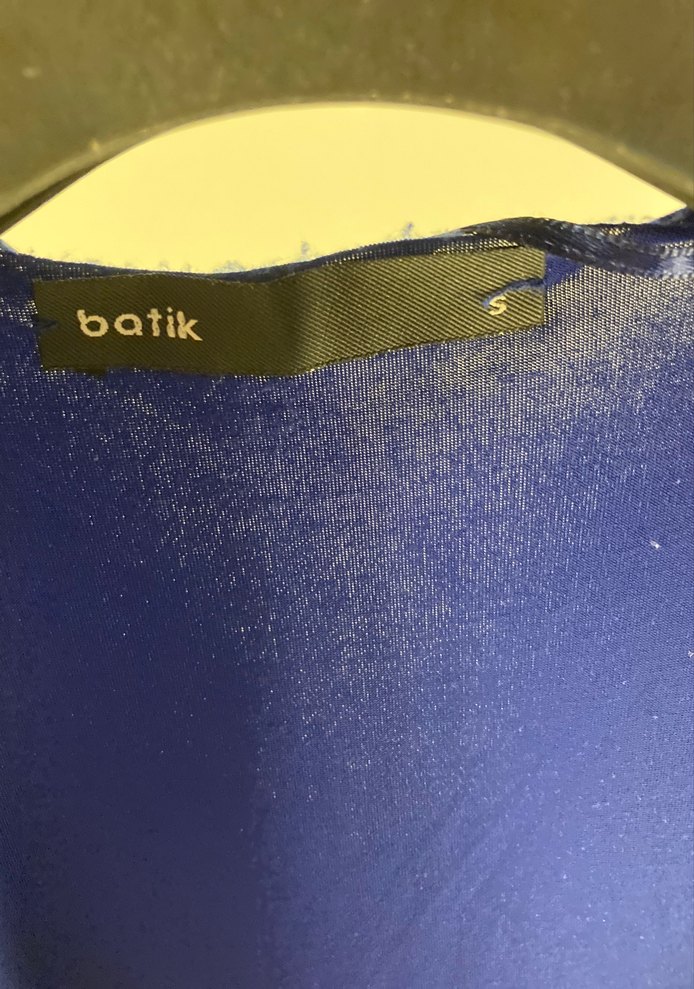 Mavi V Yaka Uzun Salaş bluz - Görsel 3