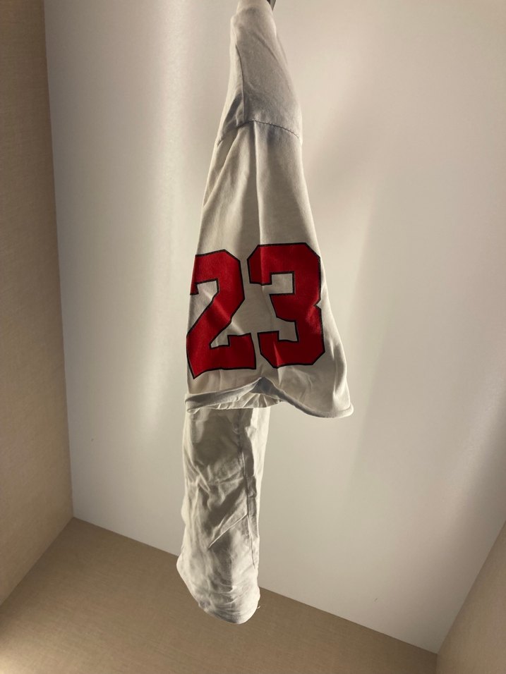 Beyaz Bulls Baskılı Tişört - Görsel 4