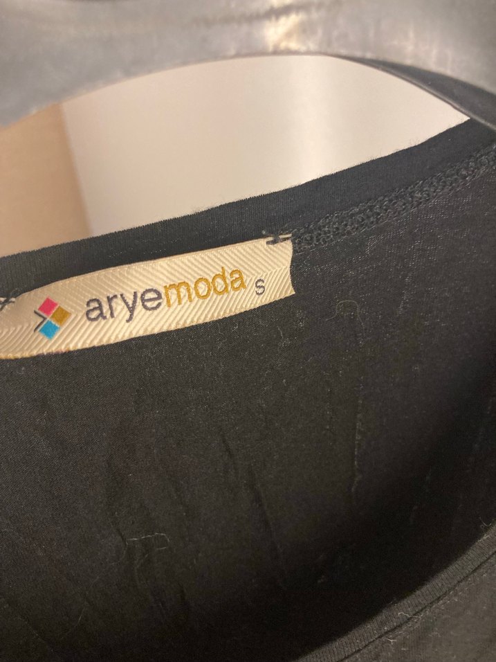 Kadın Siyah Keten Basic Tişört - Görsel 2