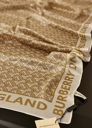 Burberry Vual İpek 