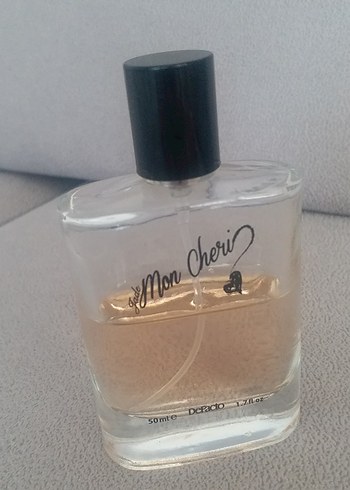 Mon Cheri Kadın Parfümü 50 ml - Görsel 2