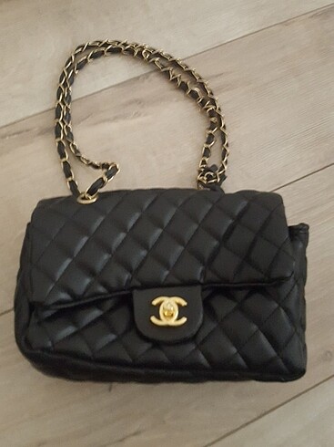 Chanel Kol canatsı