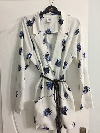 Çiçekli Kimono 