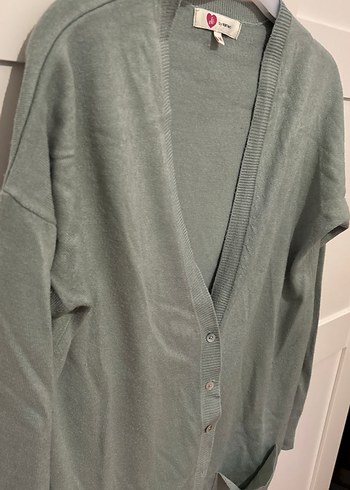 Yeşil Düğmeli Kadın Midi Hırka - Görsel 3