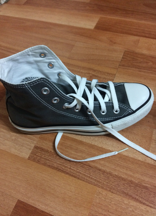 39 Beden Hiç kullanılmamıs converse