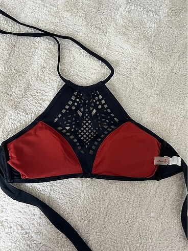 Penti Siyah bikini üstü