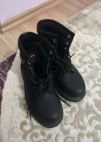 Harley Davidson Siyah Bagcikli Sehir Botu