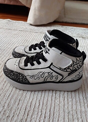 29 Beden beyaz Renk Skechers