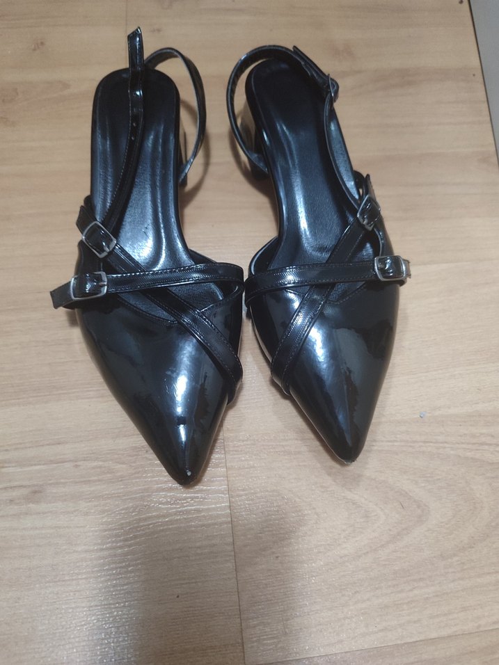 Tokalı Siyah Blok Topuklu Kadın Ayakkabı - Görsel 2