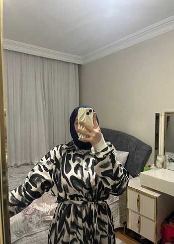 Siyah Zebra Desenli Uzun Salaş Elbise - Görsel 2