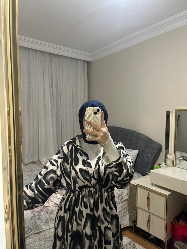 Siyah Zebra Desenli Uzun Salaş Elbise - Görsel 4