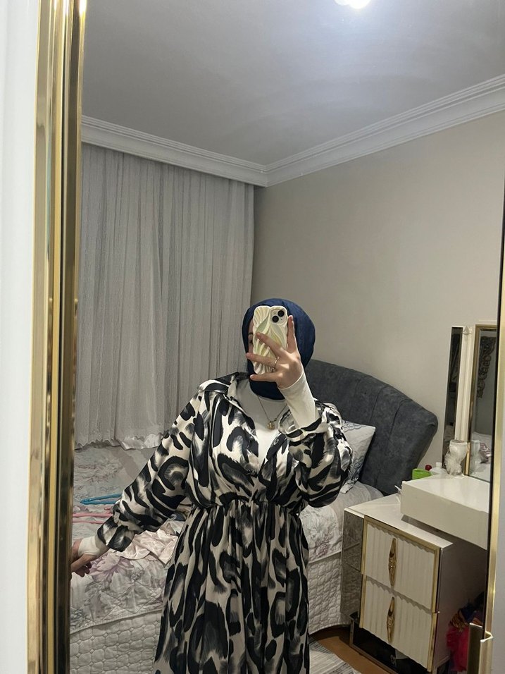 Siyah Zebra Desenli Uzun Salaş Elbise - Görsel 3