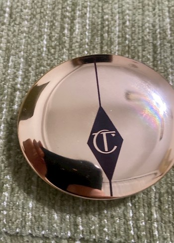 Charlotte Tilbury Seyahat Boyu Matlaştırıcı Pudra - Görsel 3