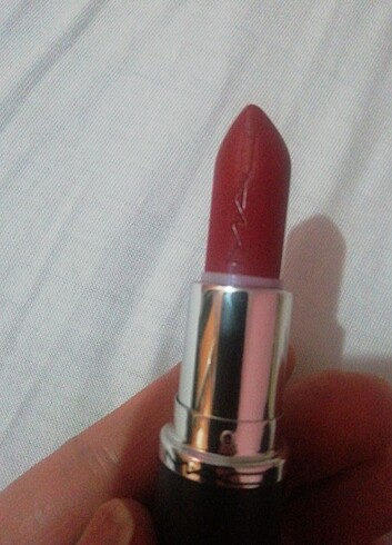 MAC Mac Russian Red 