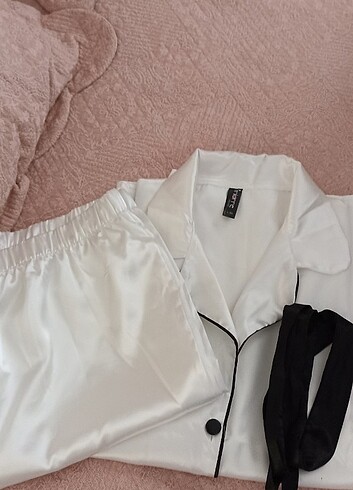 Saten pijama takımı 