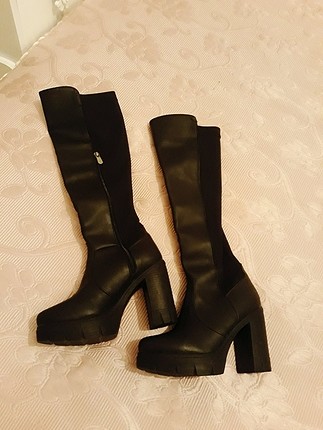 siyah çizme