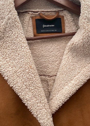 Stradivarius marka ,Kahverengi Kadın Süet Kürklü Kışlık Ceket - Görsel 2