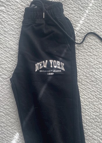 Yeni Siyah New York Baskılı Kadın Eşofman - Görsel 2