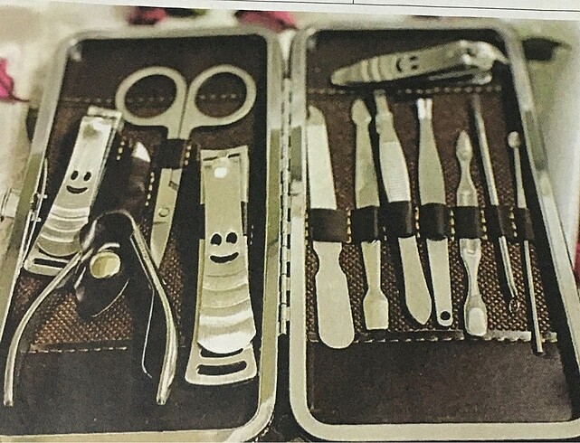 xs Beden TAM 12 parça manikür pedikür çantalı set harıka bir ürün