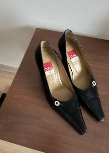 Tokalı Siyah Stiletto Topuklu Klasik Kadın Ayakkabı