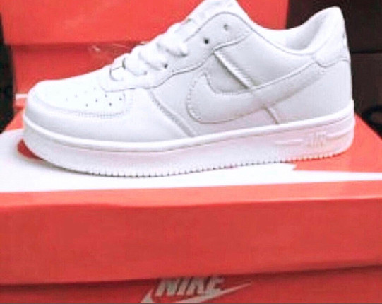 37 Beden Nike Air Force 1