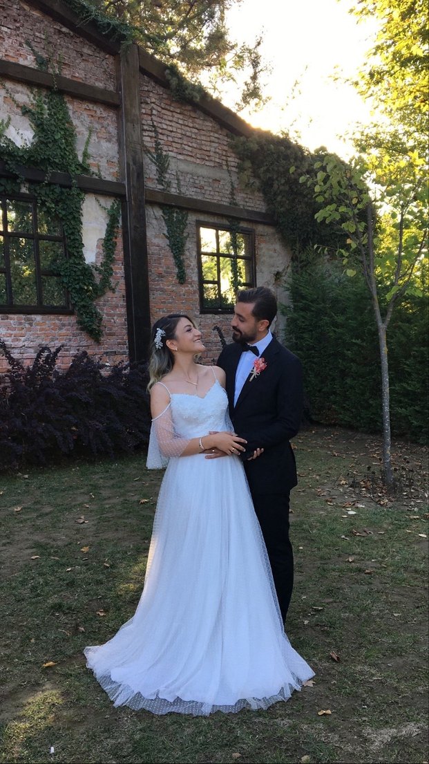 Sadece bir kere dış çekimde giyildi kuru temizlemesi yapıldı. - Görsel 3