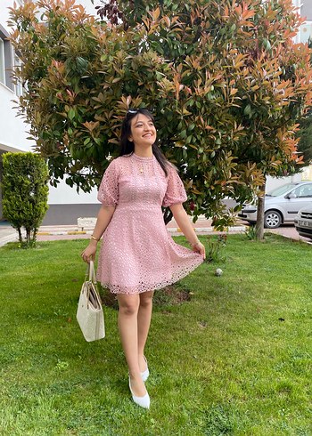 Dantel Detaylı Pembe Midi Elbise - Görsel 3