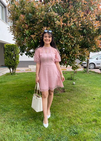 Dantel Detaylı Pembe Midi Elbise - Görsel 2