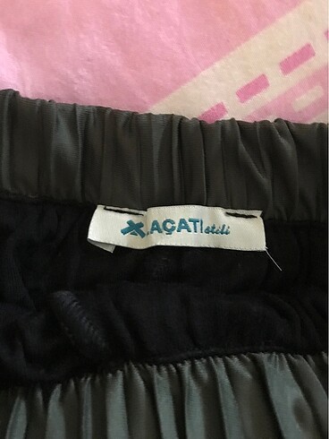 Diğer ALAÇATI PİLELİ ŞORT ETEK