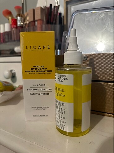 La Roche Posay licape AHA BHA tonik