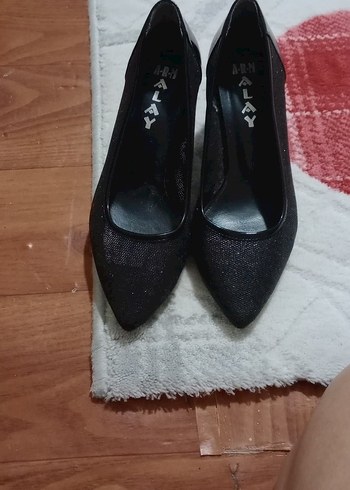 37 Beden siyah Renk Siyah Yılan Desenli Topuklu Kadın Ayakkabı