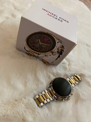 Michael Kors akıllı saat - Görsel 7