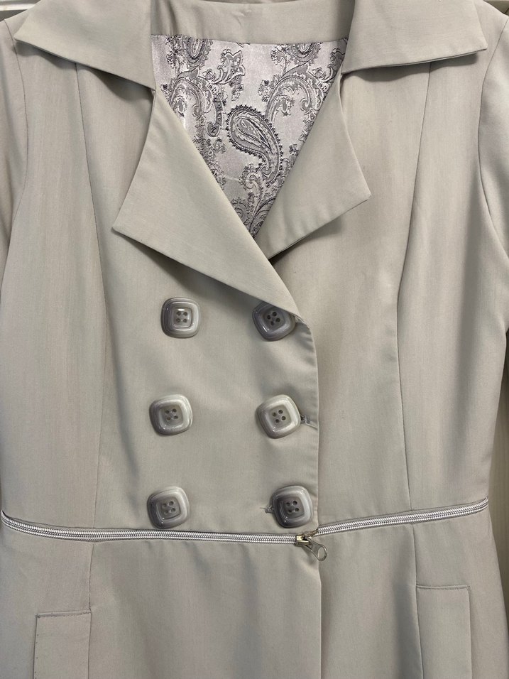 Düğmeli Bej Uzun Kadın Kaban - Görsel 2