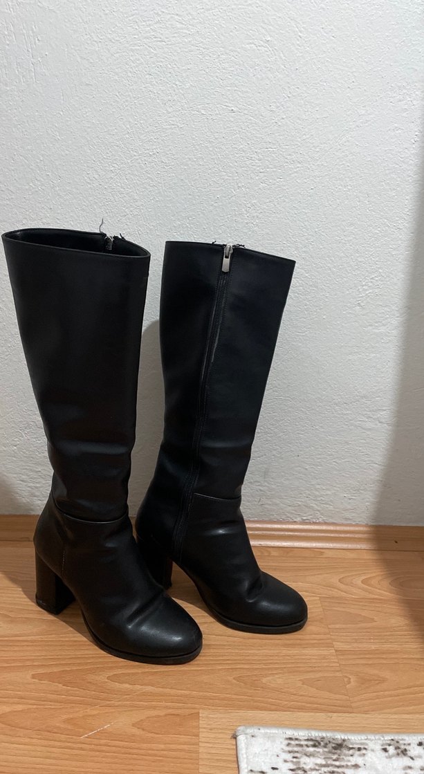 Siyah Deri Diz Üstü Topuklu Kadın Çizme - Görsel 4