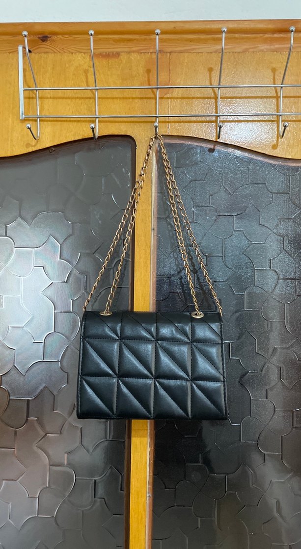 Zincir Detaylı Siyah Deri Kadın Çanta - Görsel 2