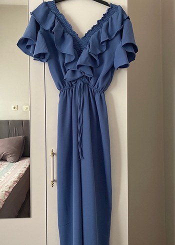 38 Beden Mavi Uzun Volanlı V Yaka Tulum