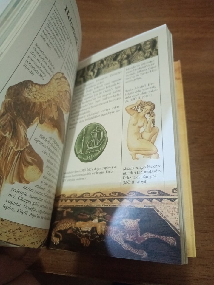 Yunan ve Roma Mitolojisi Kitabı - Görsel 5