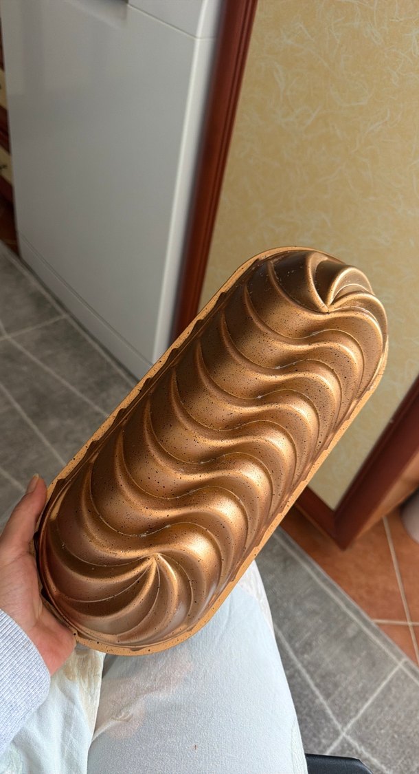 Dalgalı Siyah Kek Kalıbı - Görsel 3