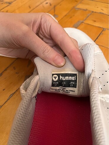 Hummel Beyaz hummel