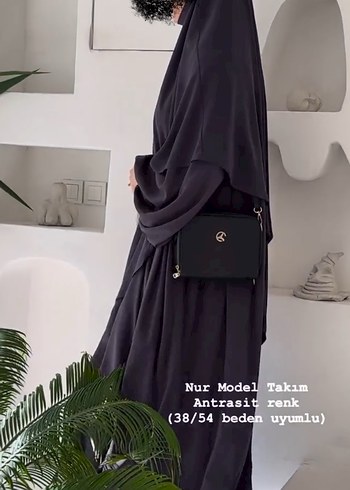 Beden Siyah medine ipeği sufle