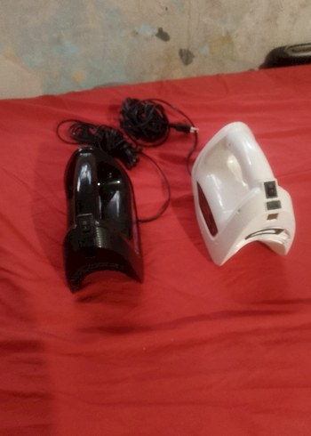 Beyaz ve Siyah Elektrikli Süpürge Gövdeleri - Görsel 2