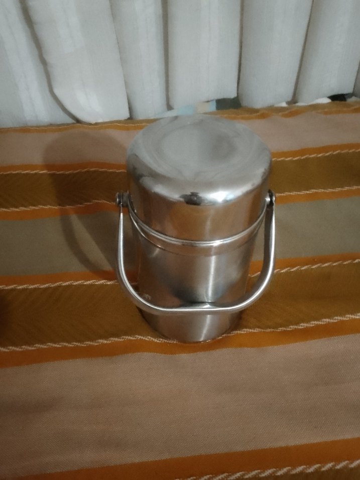 Gri Metal Kapaklı Saklama Kabı - Görsel 3