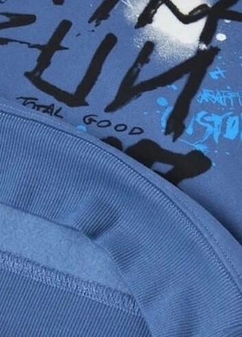 Zara ZARA GRAFİTİ BASKILI KAPÜŞONLU SWEATSHIRT 5/6yaş 7/8yaş 9/10yaş