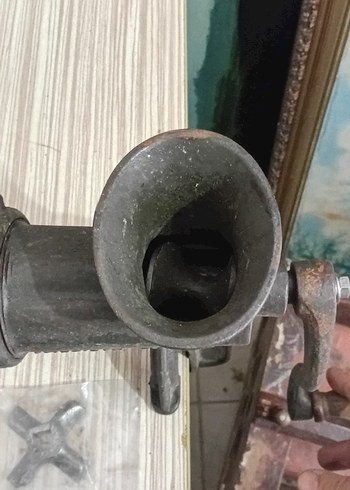 Kahverengi Metal Kıyma Makinesi - Görsel 5