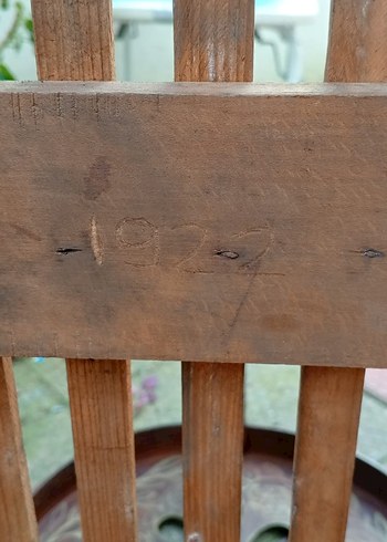 nostaljik Koyu Kahverengi Ahşap Oyma Bebek Beşiği - Görsel 3