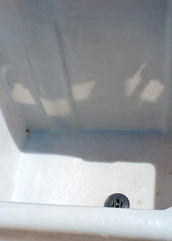 Kırmızı Kirli Çamaşır Arabası - Görsel 3