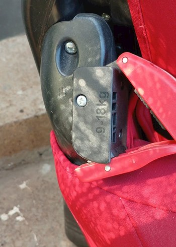 RECARO Kırmızı Çocuk Oto Koltuğu - Görsel 6