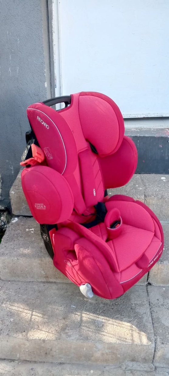 RECARO Kırmızı Çocuk Oto Koltuğu - Görsel 5