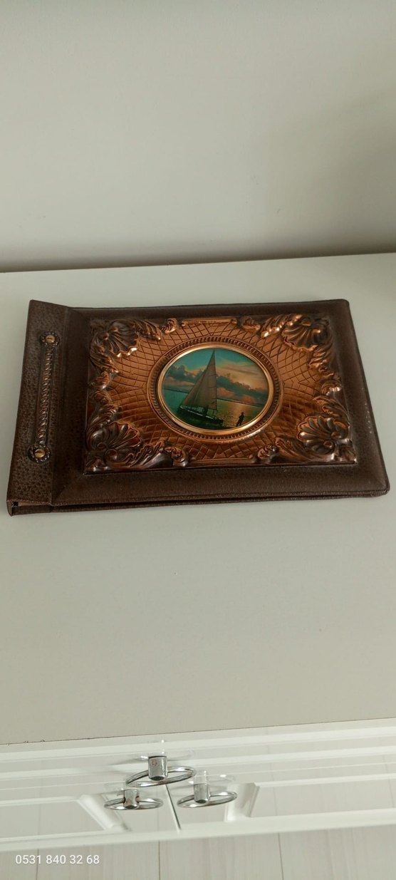 Resim Albümü
Kahverengi Kabartmalı Deniz Temalı - Görsel 5