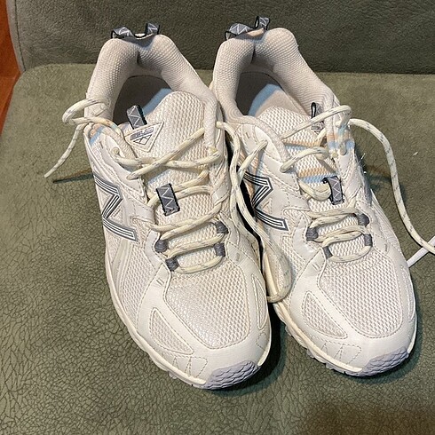 38,5 Beden New balance yeni ayakkabı